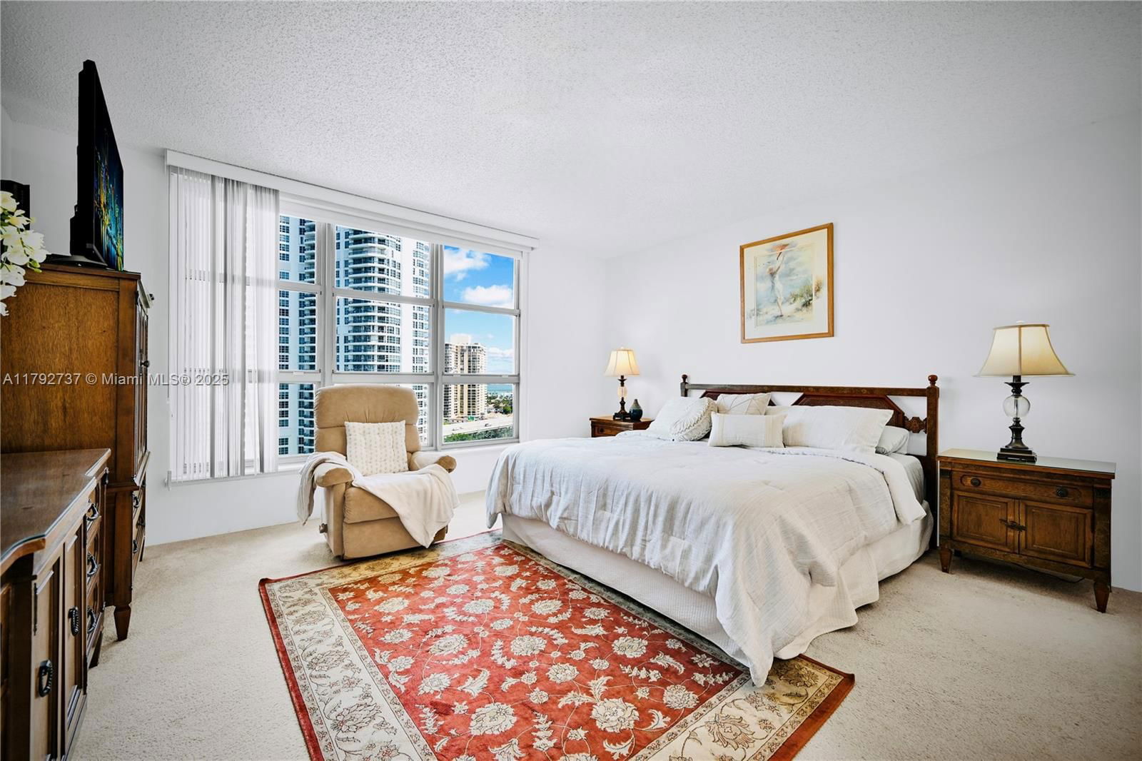 Real estate property located at 3530 MYSTIC POINTE DR #2106, Miami-dade, Mystic Pointe Tower 500 C, Aventura, FL
