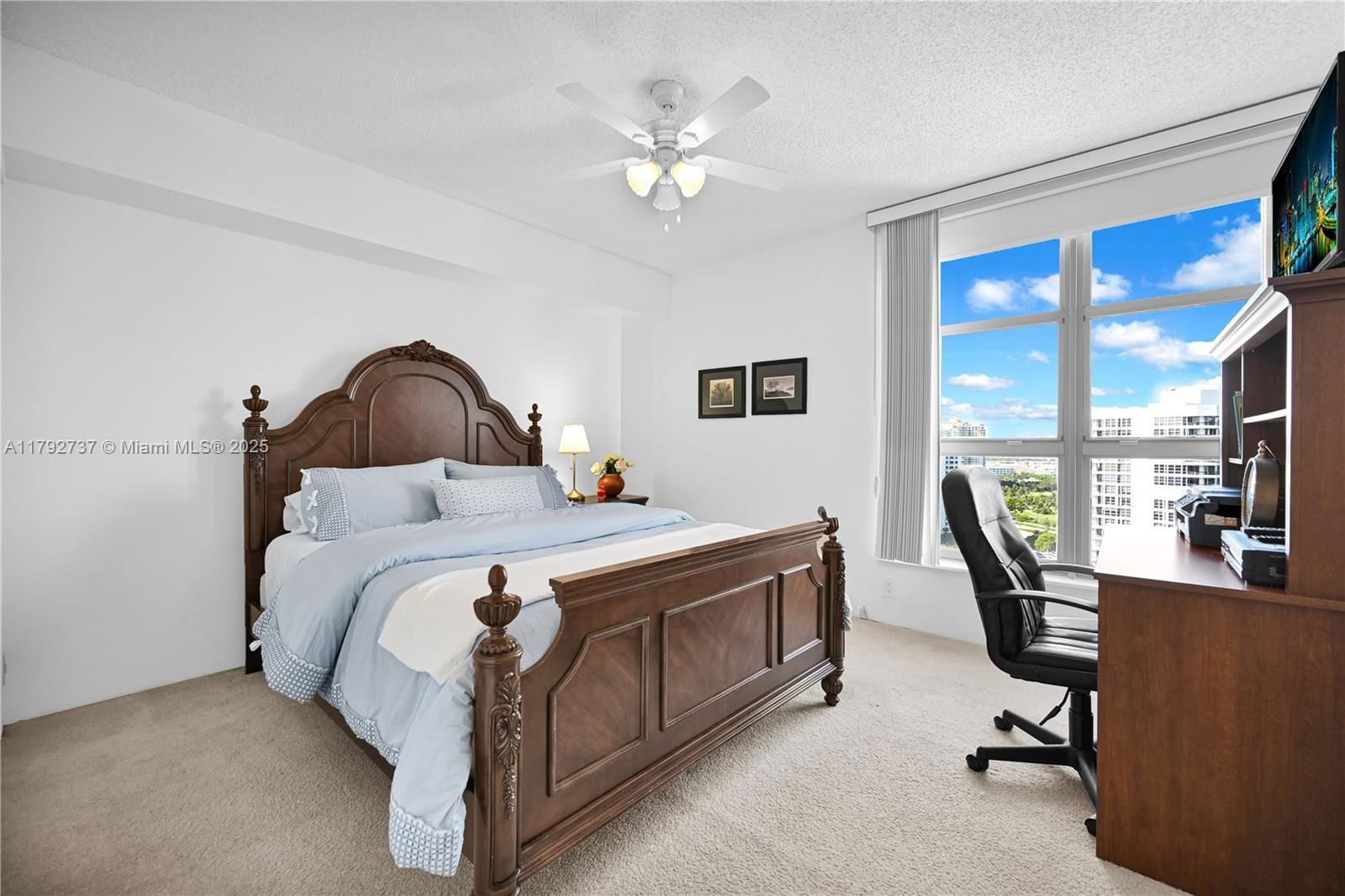 Real estate property located at 3530 MYSTIC POINTE DR #2106, Miami-dade, Mystic Pointe Tower 500 C, Aventura, FL