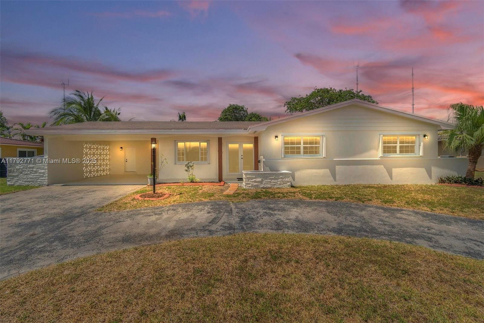 Real estate property located at 851 203rd St, Miami-dade, North Dade Country Club V, Miami Gardens, FL