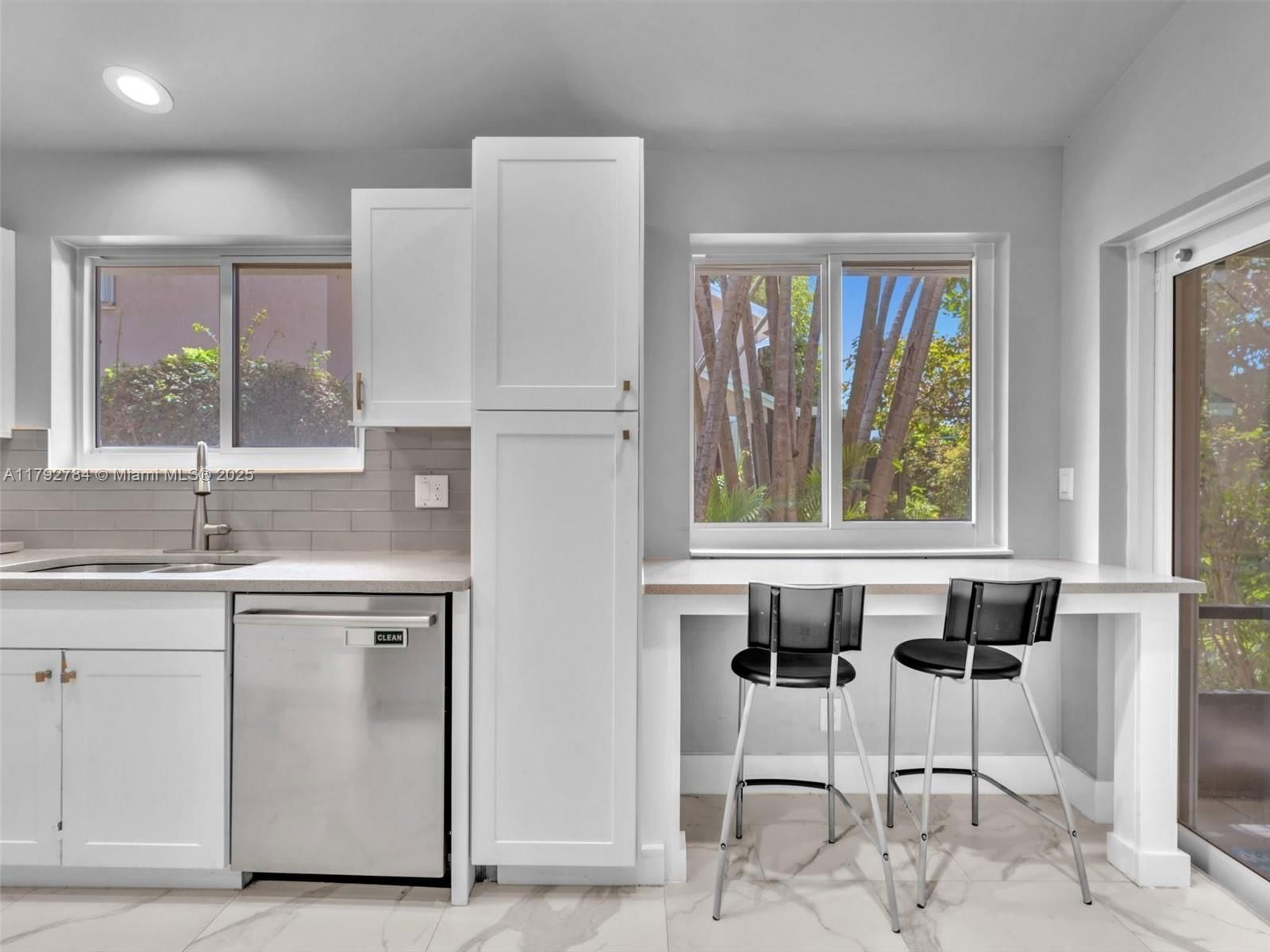 Real estate property located at 2124 Discovery Cir W, Broward, Discovery Pointe, Deerfield Beach, FL