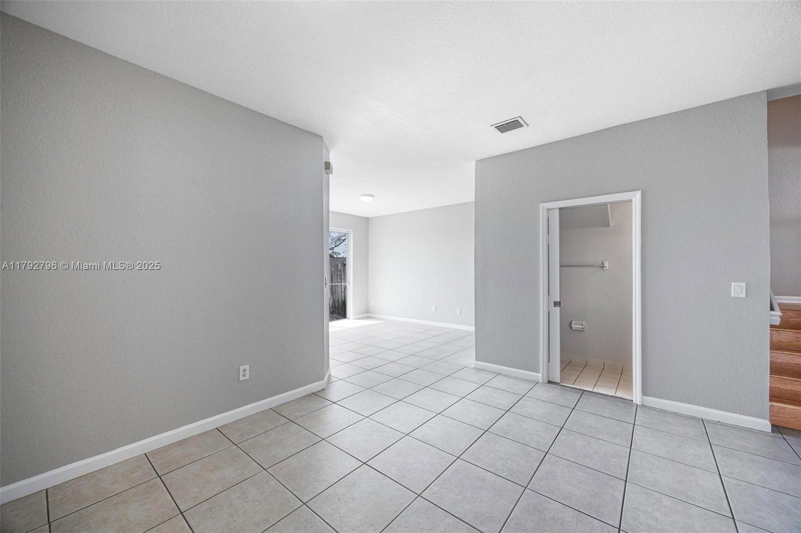 Real estate property located at 433 21st Ter, Miami-dade, Portofino Villas West, Homestead, FL