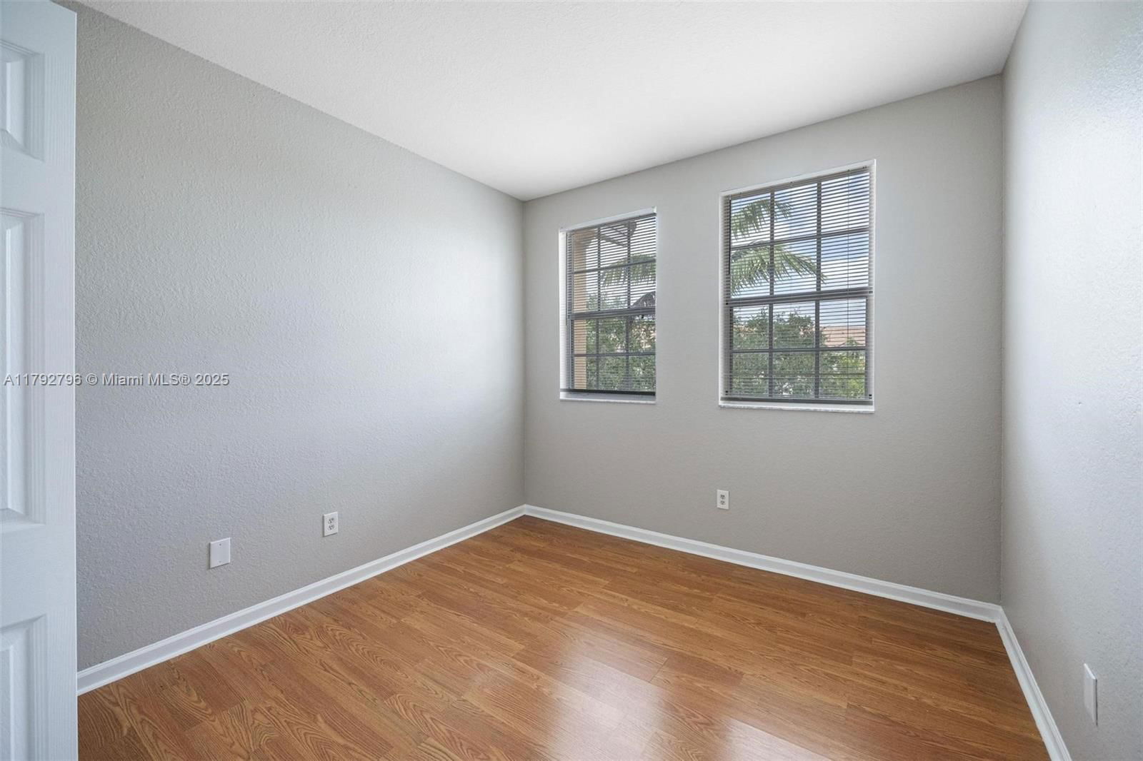 Real estate property located at 433 21st Ter, Miami-dade, Portofino Villas West, Homestead, FL
