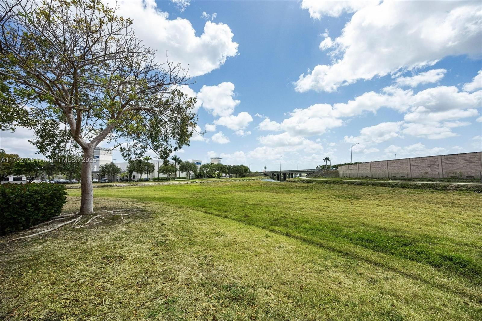 Real estate property located at 433 21st Ter, Miami-dade, Portofino Villas West, Homestead, FL