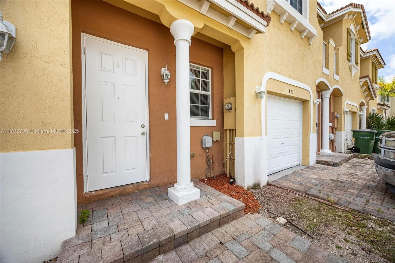 Real estate property located at 433 21st Ter, Miami-dade, Portofino Villas West, Homestead, FL