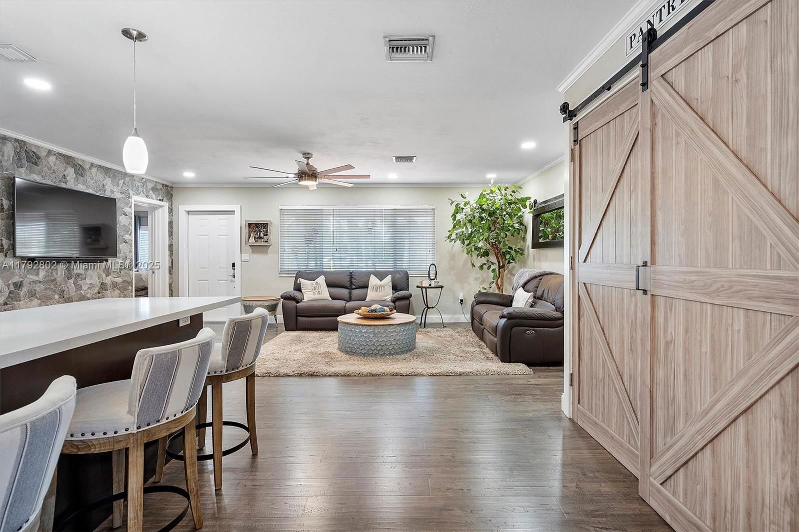 Real estate property located at 8420 Taft St, Broward, Boulevard Heights Sec 9, Pembroke Pines, FL