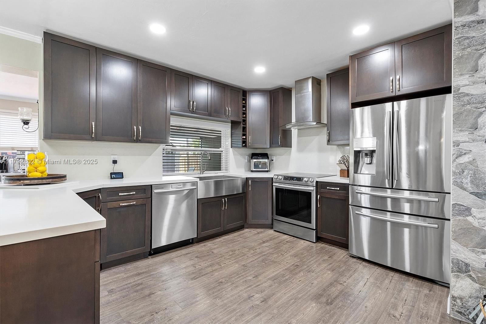 Real estate property located at 8420 Taft St, Broward, Boulevard Heights Sec 9, Pembroke Pines, FL