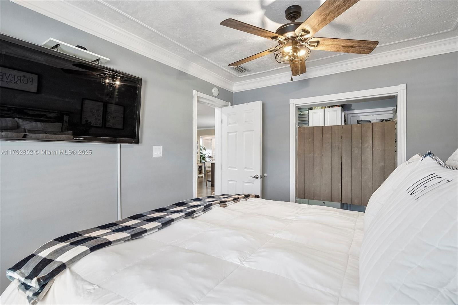 Real estate property located at 8420 Taft St, Broward, Boulevard Heights Sec 9, Pembroke Pines, FL