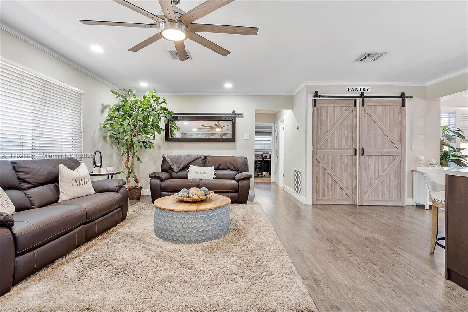 Real estate property located at 8420 Taft St, Broward, Boulevard Heights Sec 9, Pembroke Pines, FL
