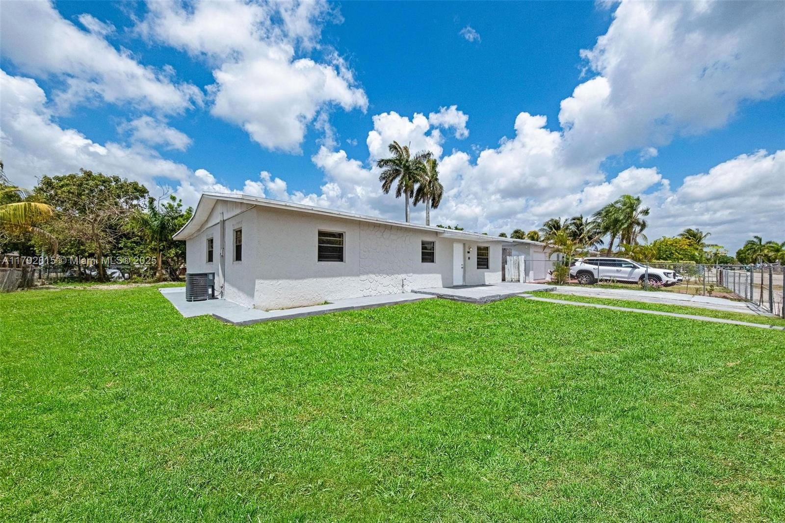 Real estate property located at 30610 156th Ave, Miami-dade, 21 St Century Homes 1st S, Homestead, FL