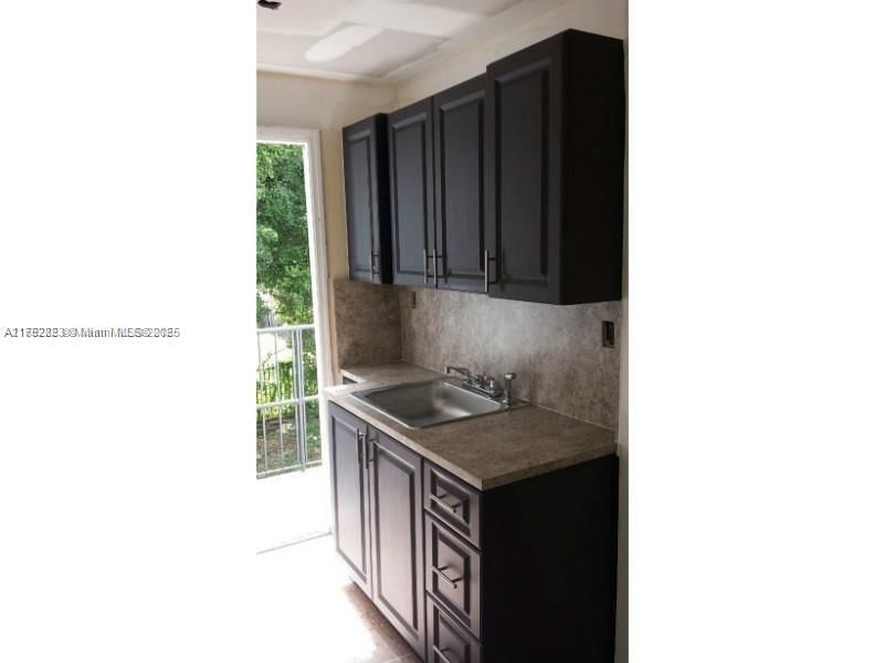 Real estate property located at 5434 5th Ave, Miami-dade, Buena Vista Gardens, Miami, FL
