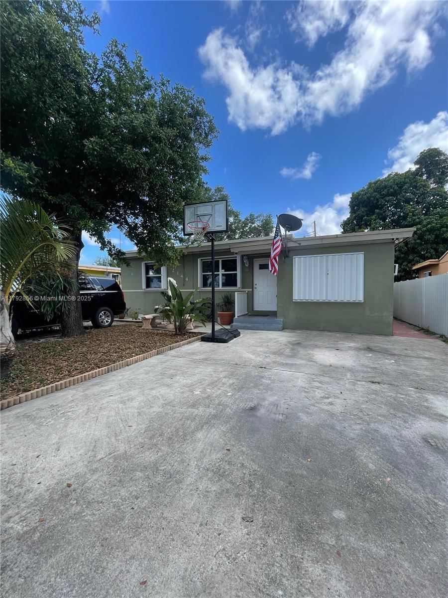 Real estate property located at 2144 85th St, Miami-dade, Everglades Ave Hts Addn, Miami, FL