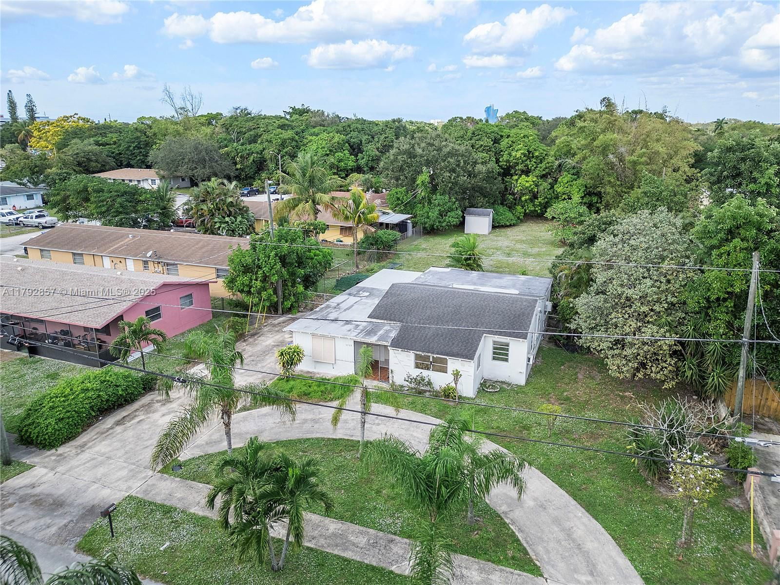 Real estate property located at 5709 Mckinley St, Broward, Hollywood Country Estates, Hollywood, FL