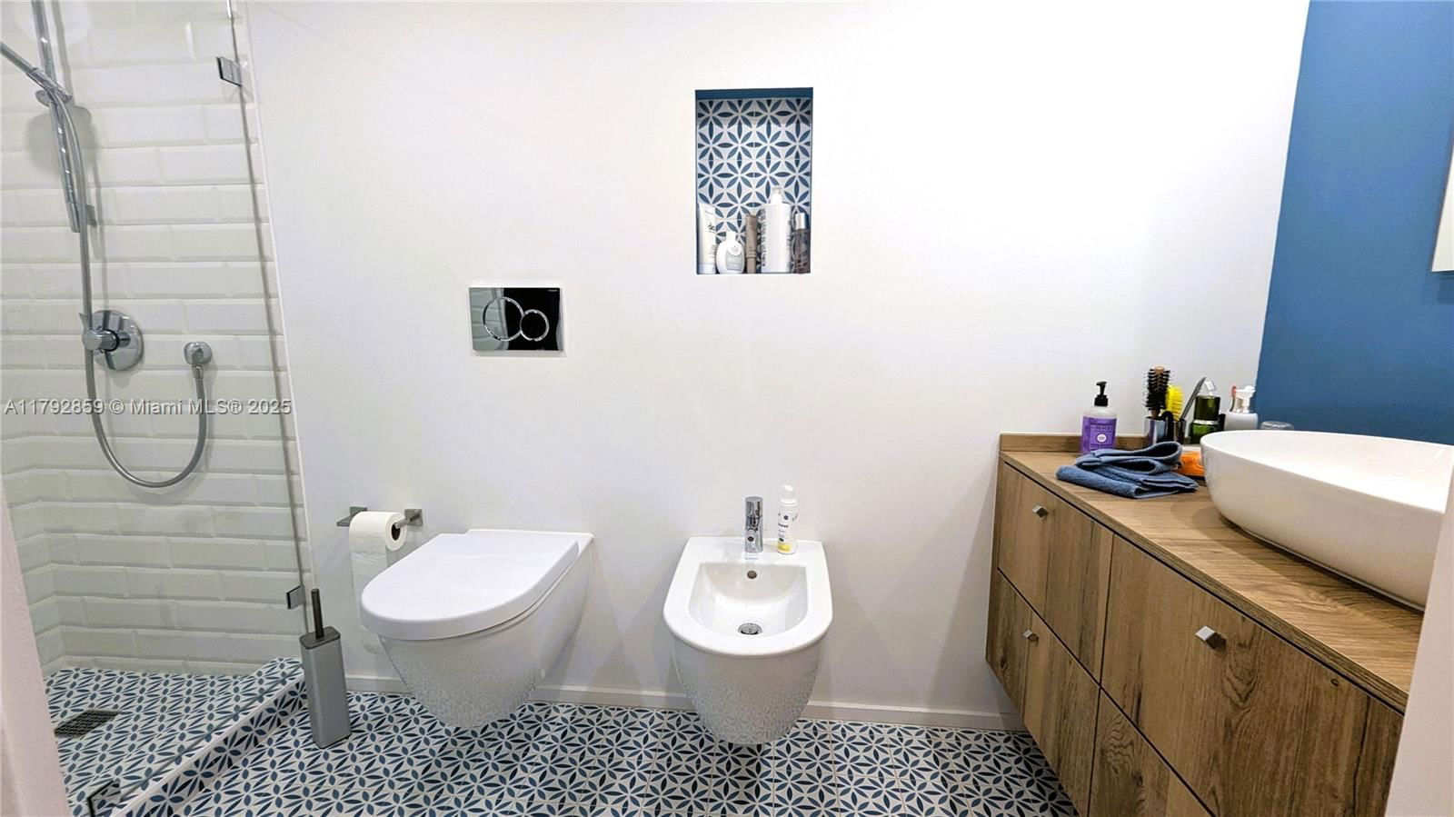 Real estate property located at 5151 Collins Ave #634, Miami-dade, Seacoast 5151 Condo, Miami Beach, FL