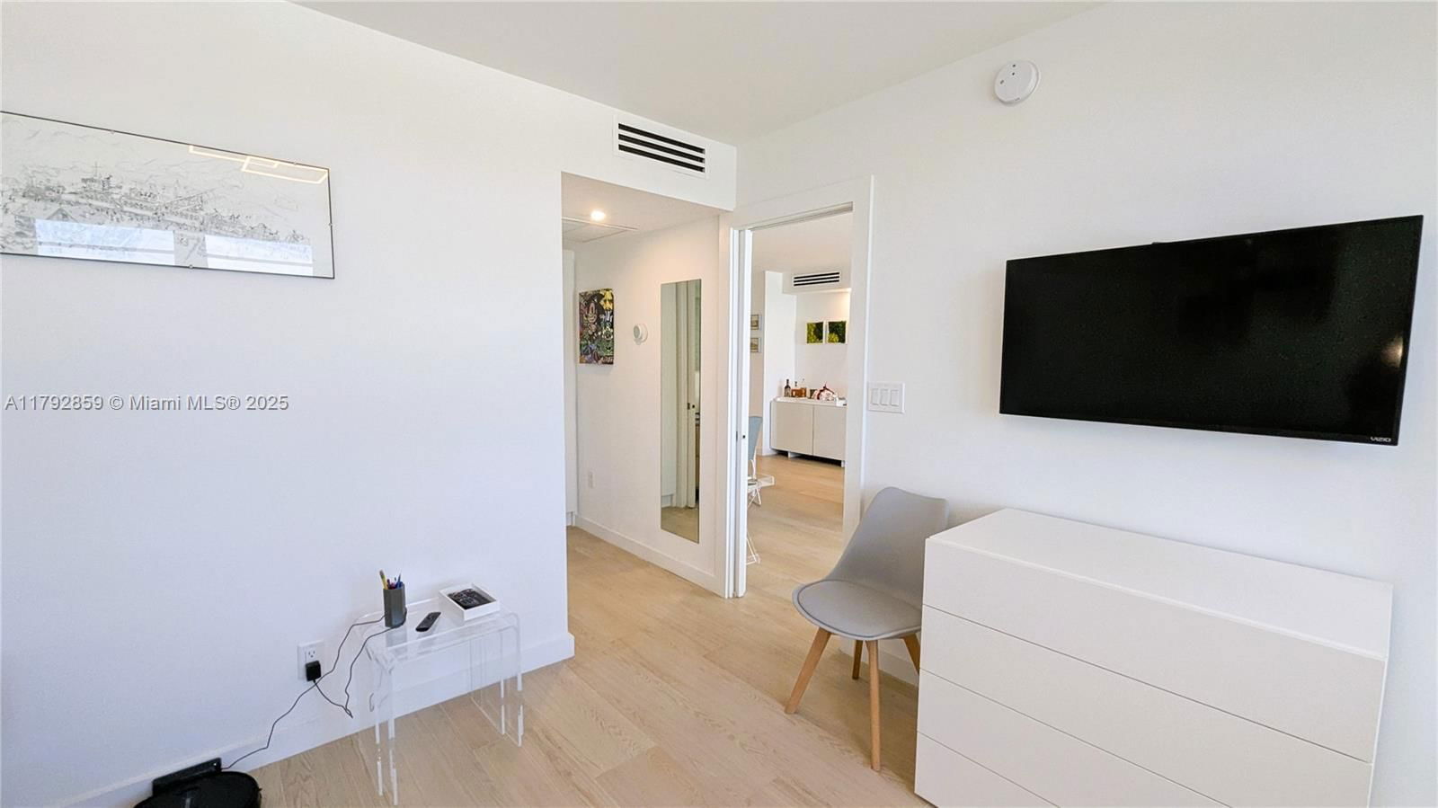 Real estate property located at 5151 Collins Ave #634, Miami-dade, Seacoast 5151 Condo, Miami Beach, FL
