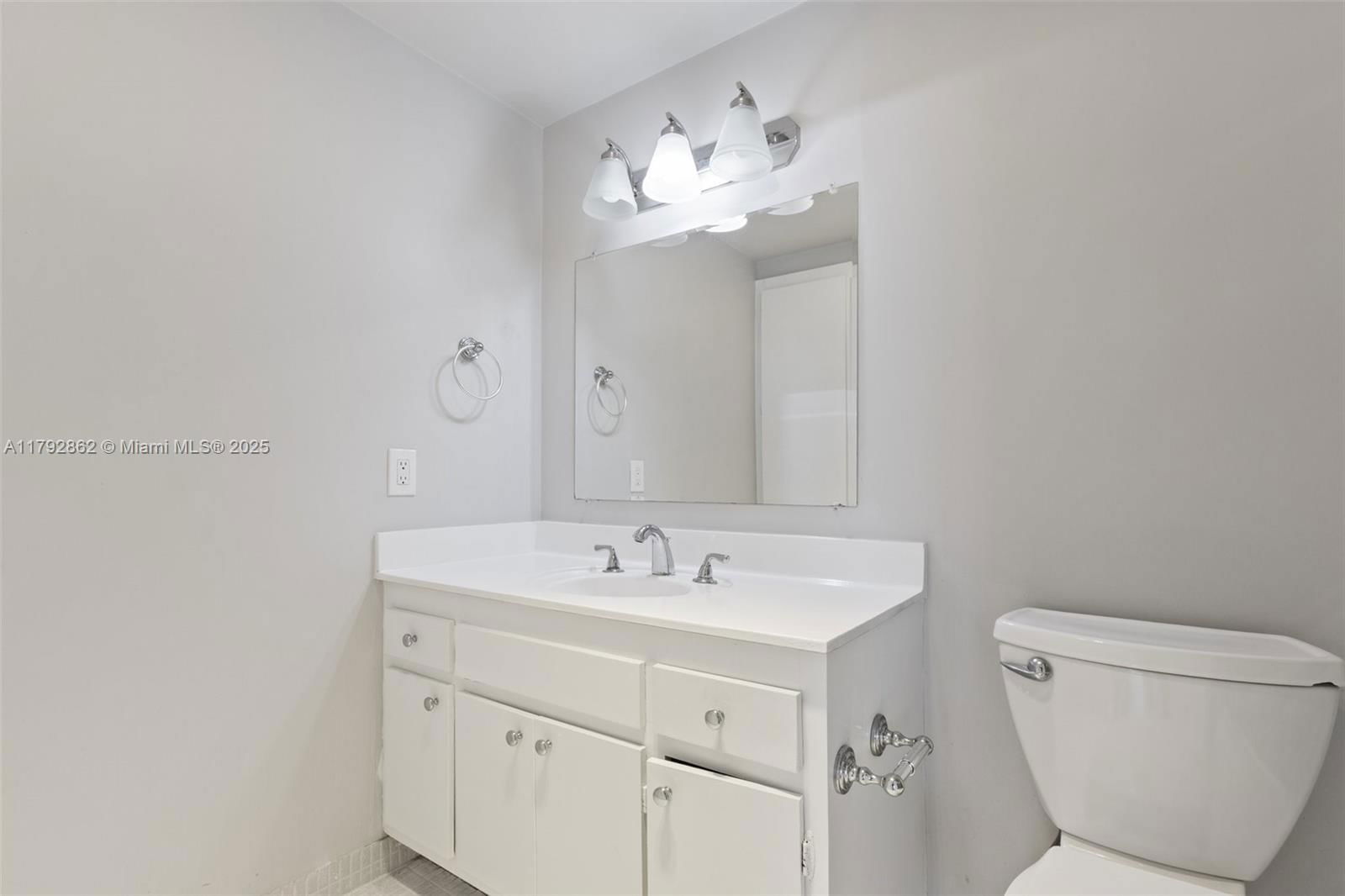 Real estate property located at 4200 Hillcrest Dr #505, Broward, Hillcrest East No 24 Cond, Hollywood, FL
