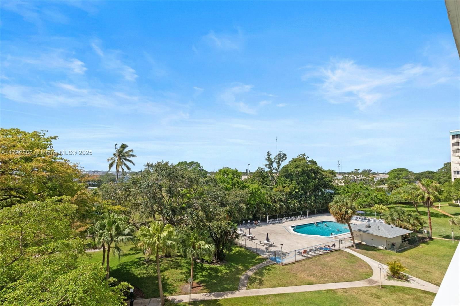 Real estate property located at 4200 Hillcrest Dr #505, Broward, Hillcrest East No 24 Cond, Hollywood, FL