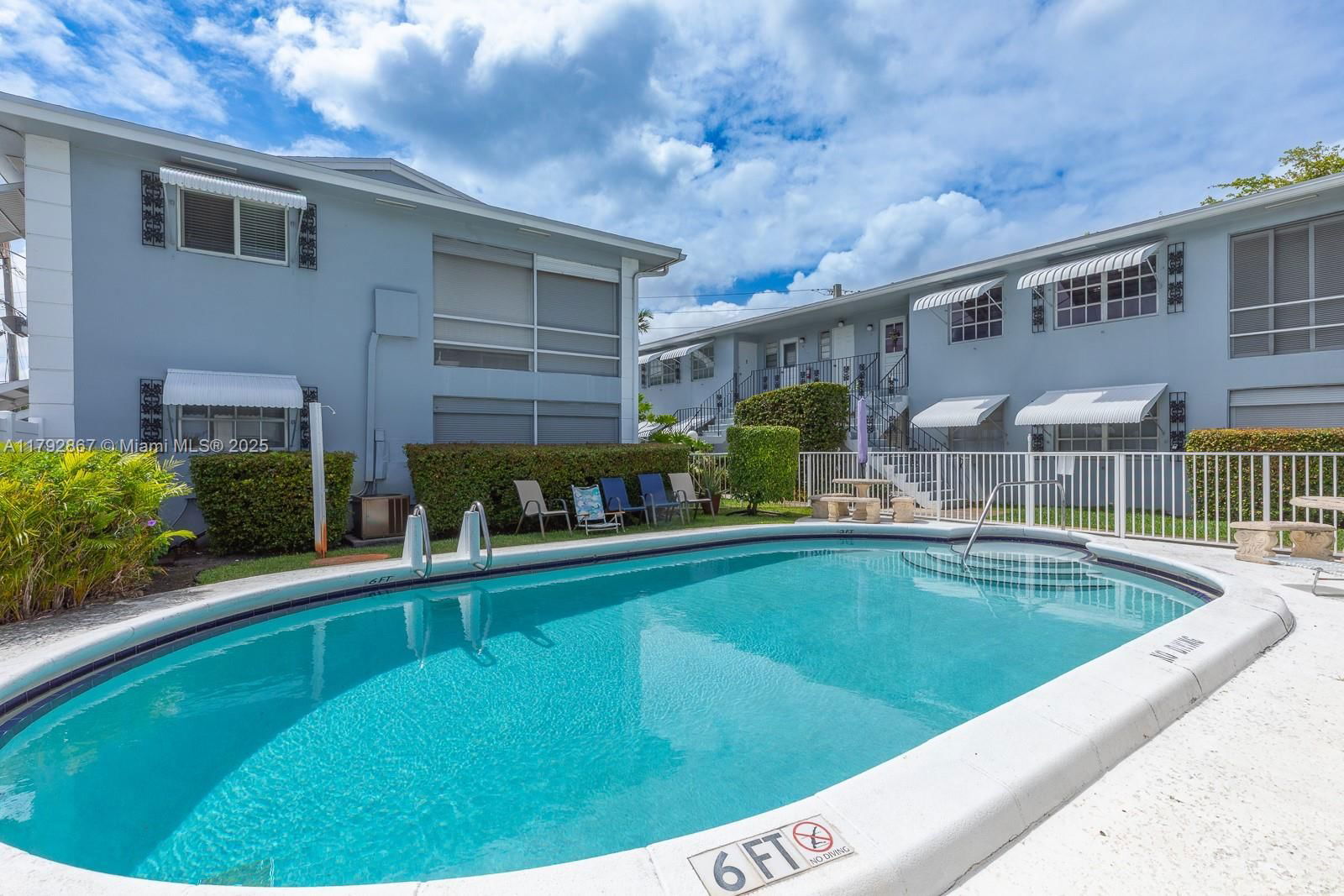Real estate property located at 3710 Harrison St #1, Broward, Villas 1 Condo, Hollywood, FL