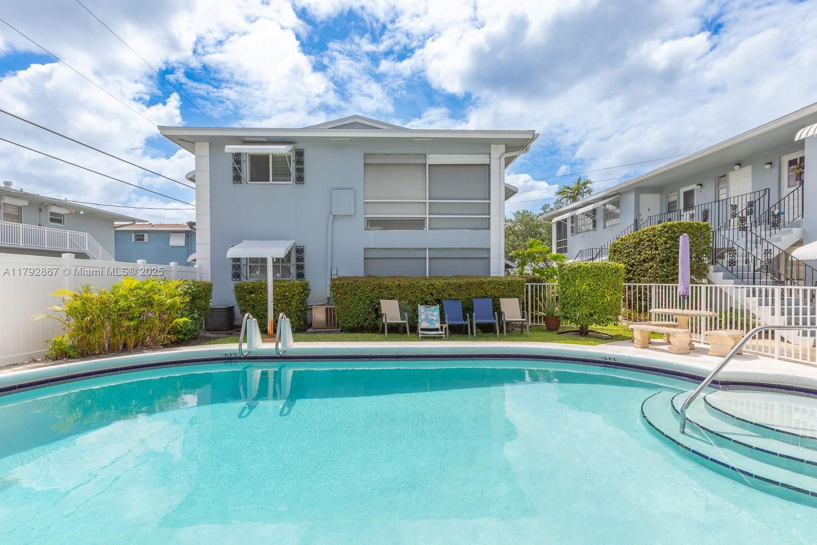 Real estate property located at 3710 Harrison St #1, Broward, Villas 1 Condo, Hollywood, FL