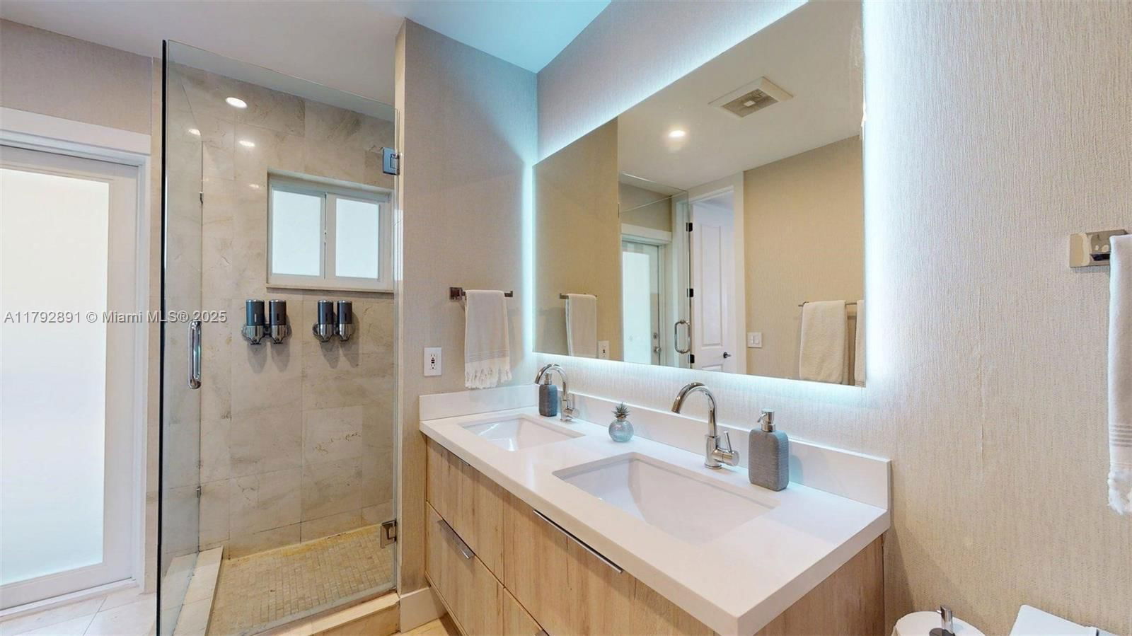Real estate property located at 6600 144th St, Miami-dade, Kings Bay Sub, Coral Gables, FL