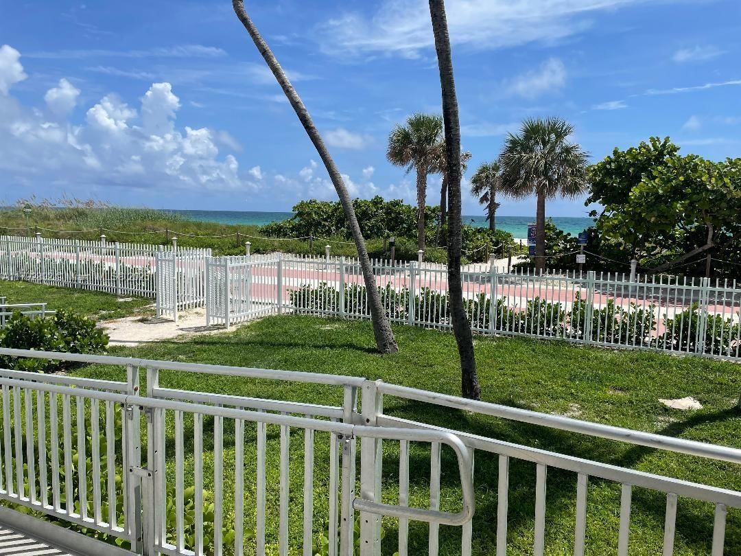 Real estate property located at 5401 Collins Ave #614, Miami-dade, The Carriage House Condo, Miami Beach, FL