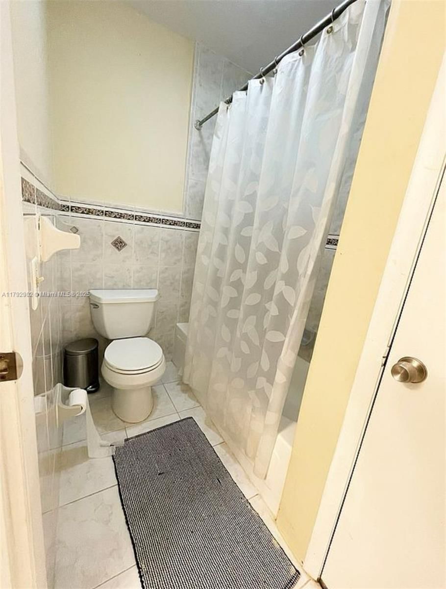 Real estate property located at 3161 Day Ave, Miami-dade, Biscayne Realty Cos, Miami, FL