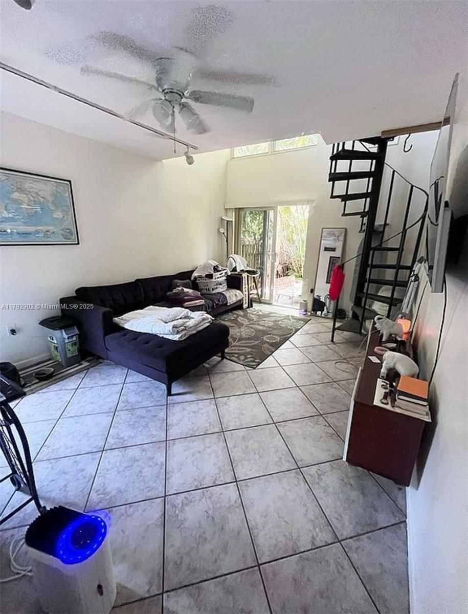 Real estate property located at 3161 Day Ave, Miami-dade, Biscayne Realty Cos, Miami, FL