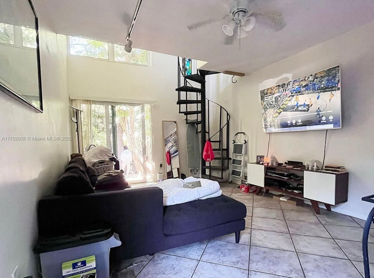Real estate property located at 3161 Day Ave, Miami-dade, Biscayne Realty Cos, Miami, FL