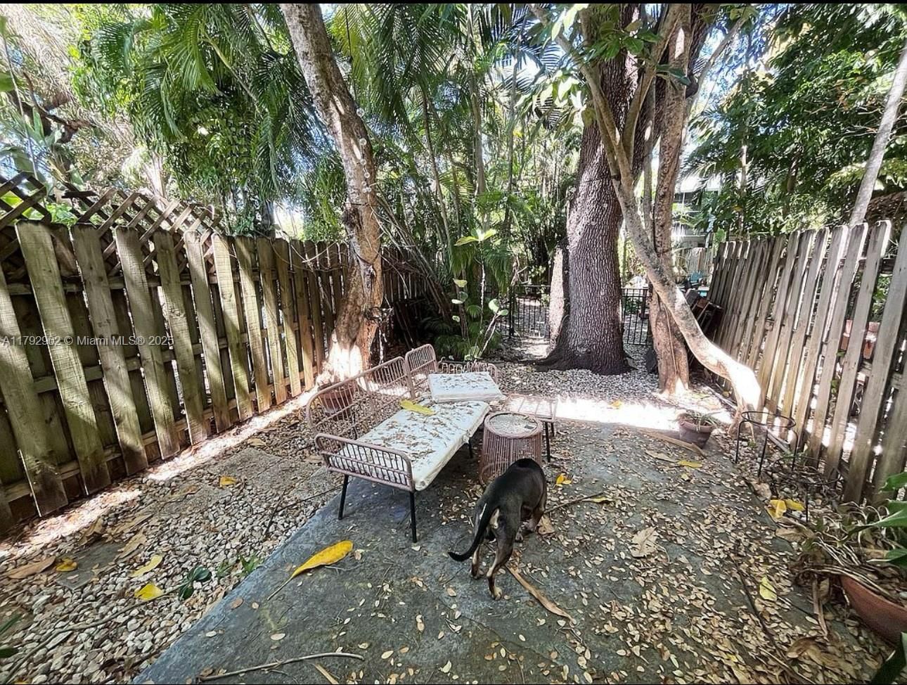Real estate property located at 3161 Day Ave, Miami-dade, Biscayne Realty Cos, Miami, FL