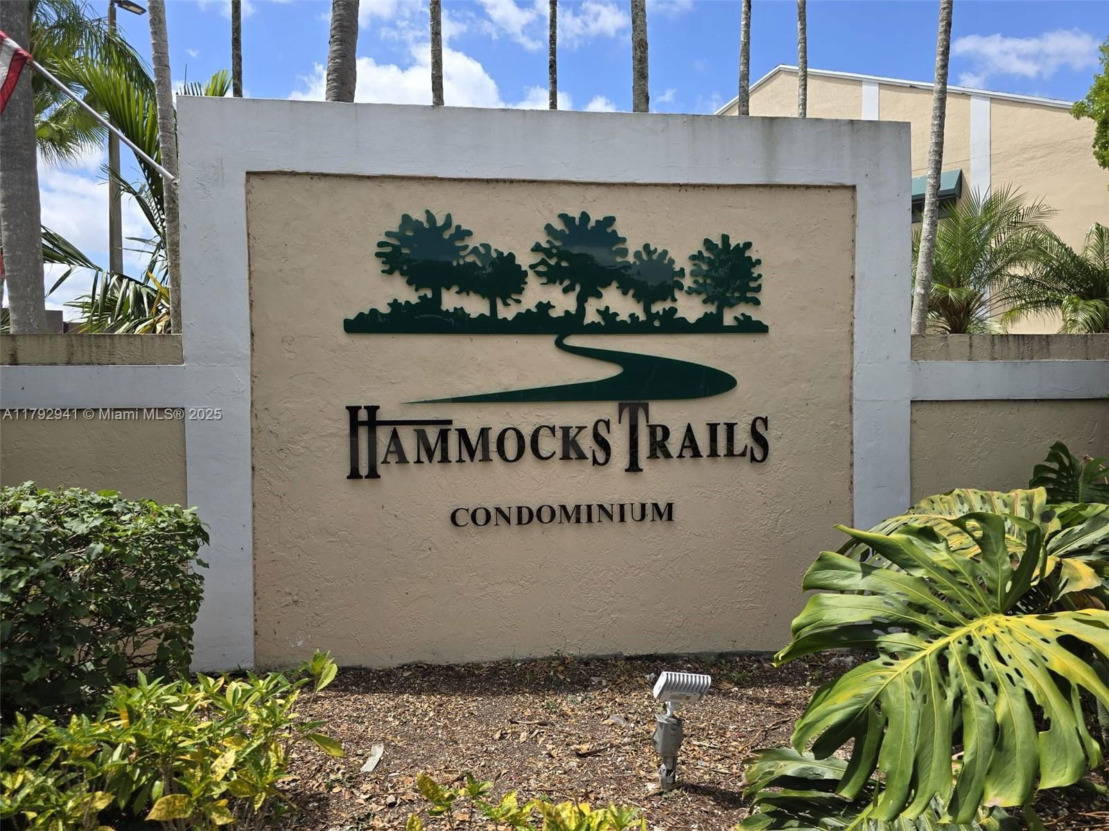Real estate property located at 15320 106th Ter #1108, Miami-dade, Hammocks Trails Condo, Miami, FL
