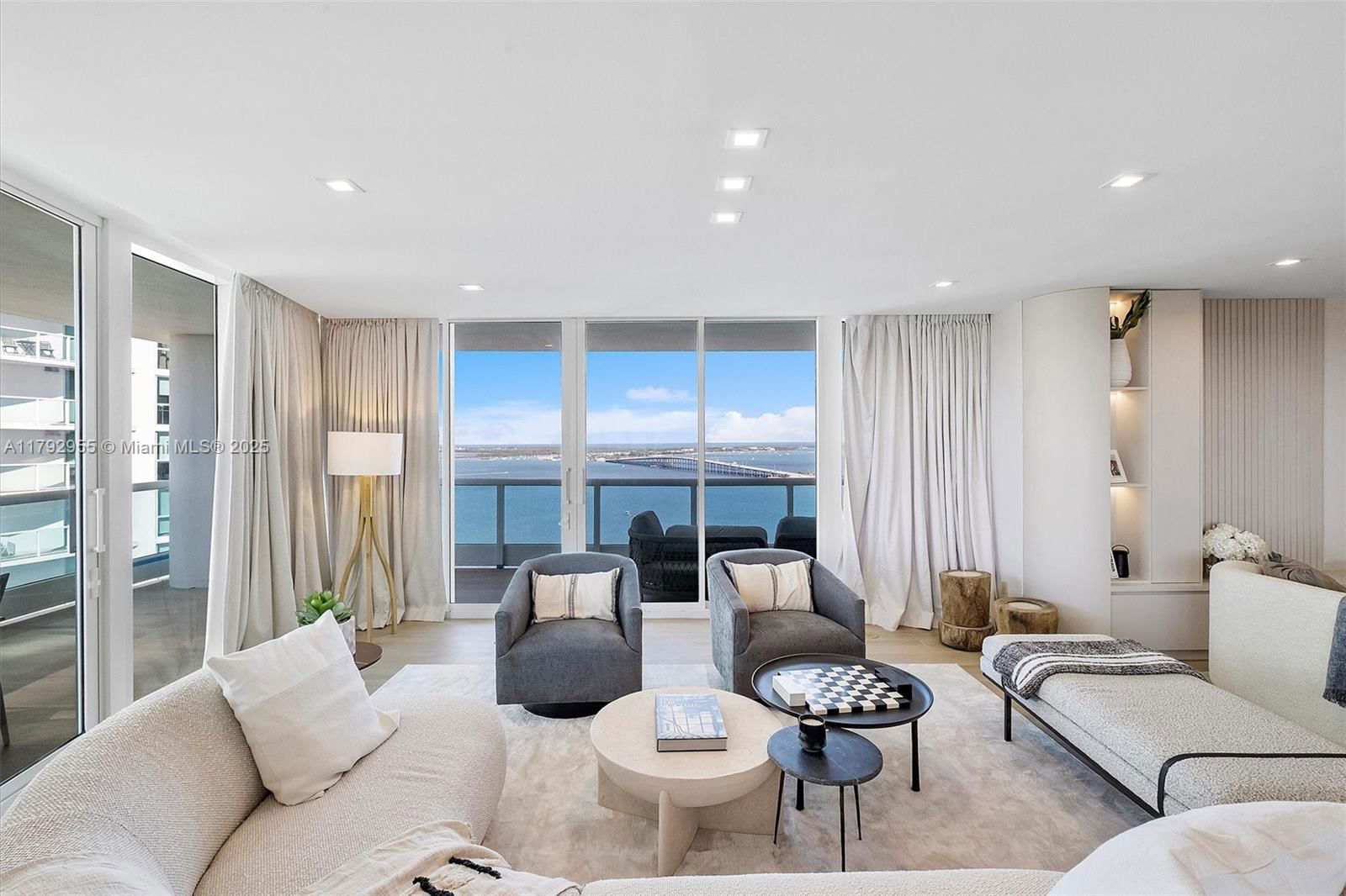 Real estate property located at 2127 Brickell Ave #2704, Miami-dade, Bristol Tower Condo, Miami, FL