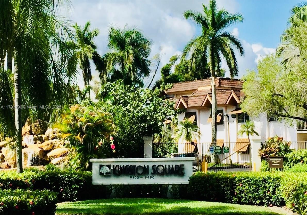 Real estate property located at 9352 77th Ave H3, Miami-dade, Kingston Square Condo, Miami, FL