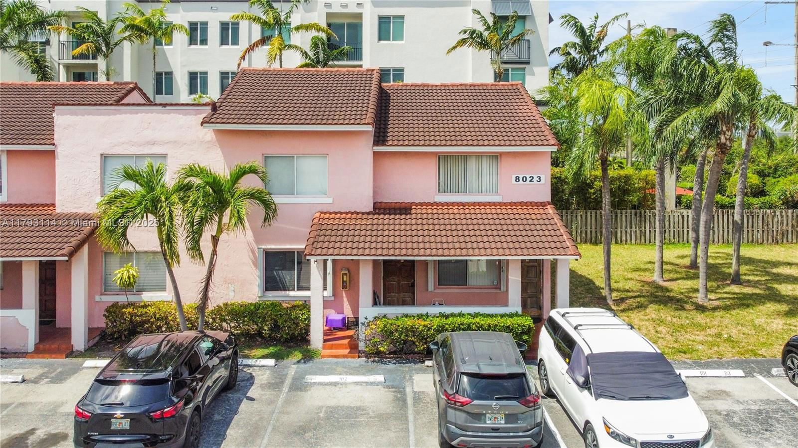 Real estate property located at 8023 Lake Dr #201, Miami-dade, Doral Court Condo, Doral, FL