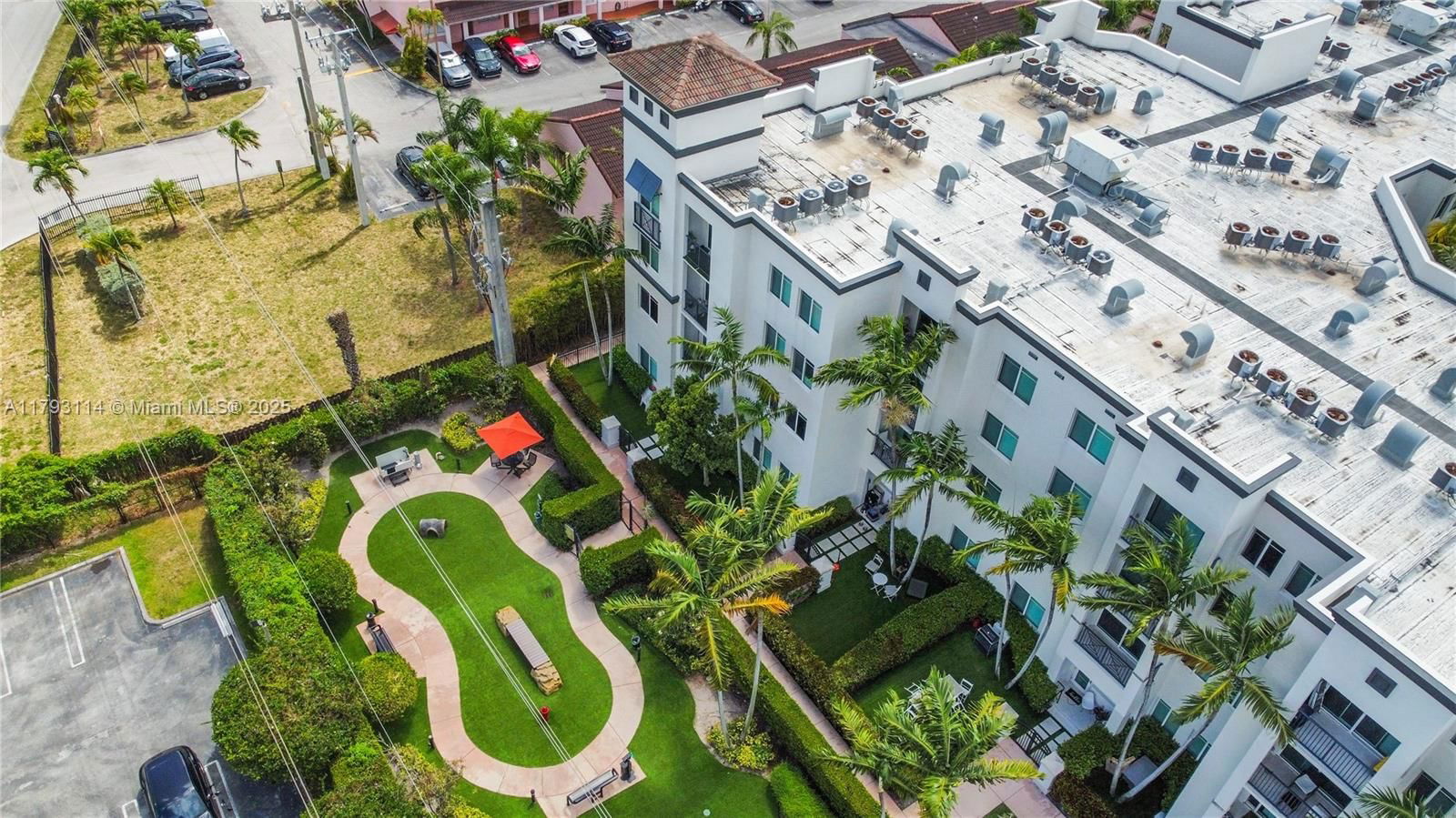 Real estate property located at 8023 Lake Dr #201, Miami-dade, Doral Court Condo, Doral, FL