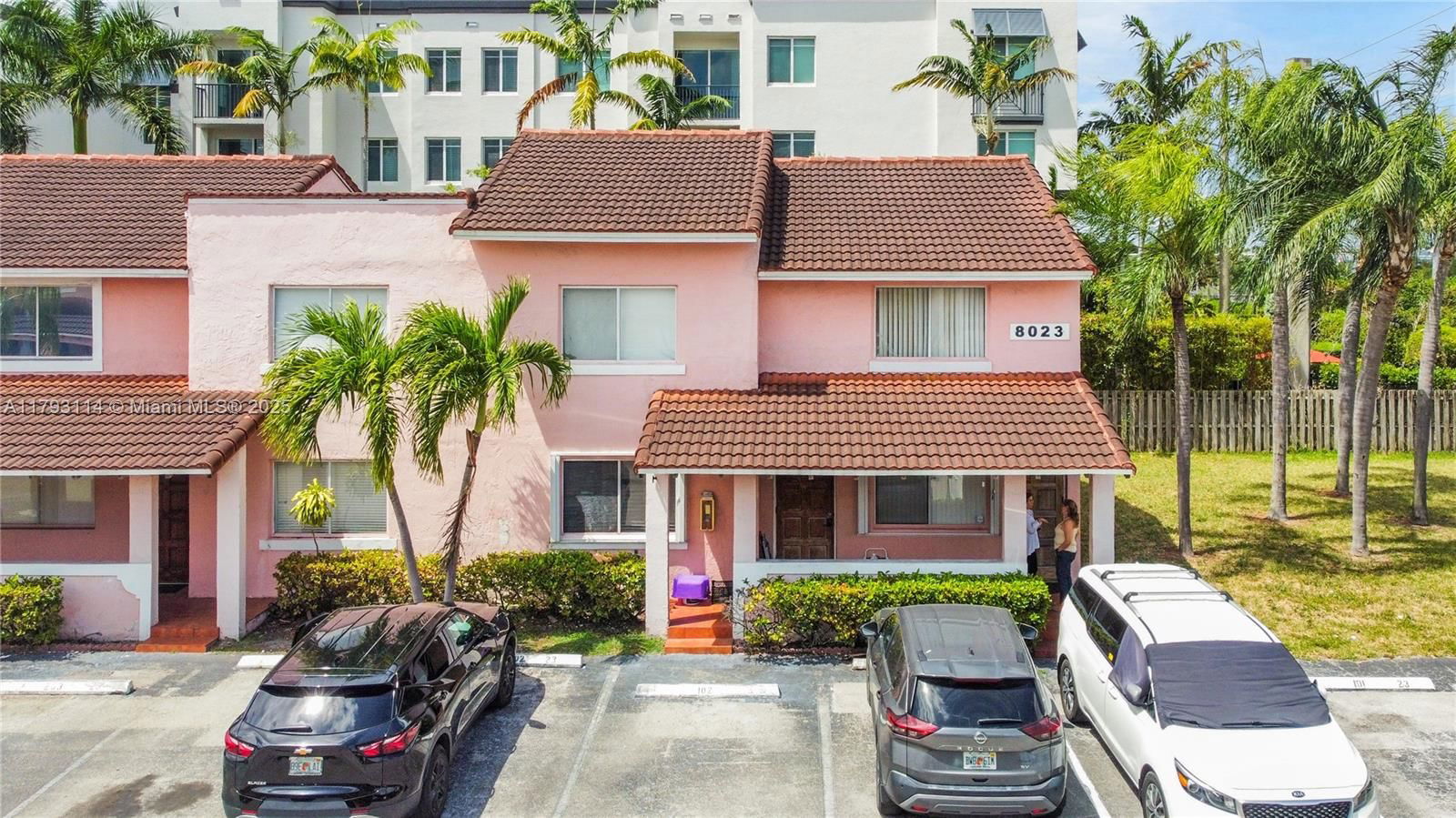 Real estate property located at 8023 Lake Dr #201, Miami-dade, Doral Court Condo, Doral, FL