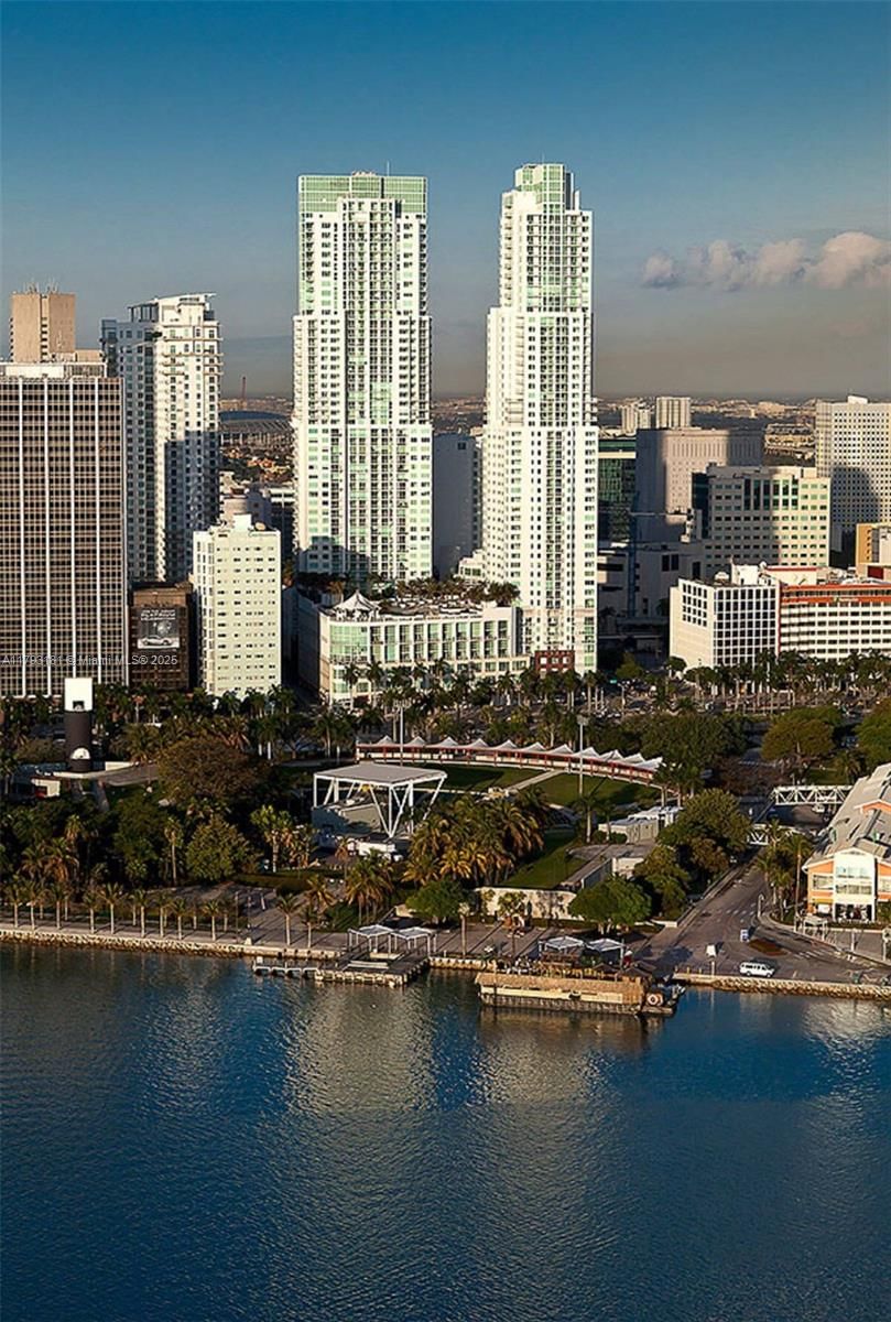 Real estate property located at , Miami-dade, Vizcayne South Condo, Miami, FL