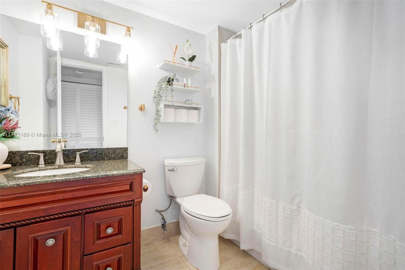Real estate property located at 2767 Carambola Cir S #506, Broward, Applewood Village Ii-e Co, Coconut Creek, FL