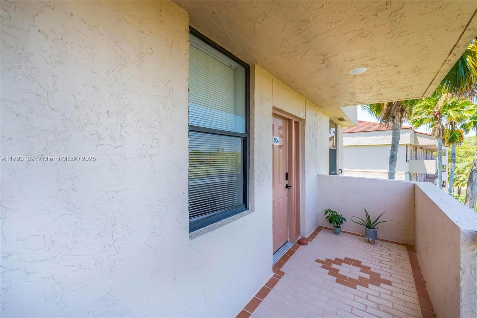 Real estate property located at 2767 Carambola Cir S #506, Broward, Applewood Village Ii-e Co, Coconut Creek, FL