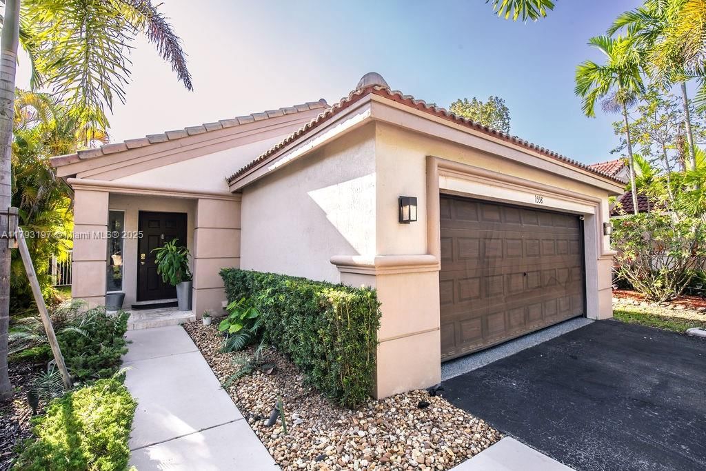 Real estate property located at 1558 Sunset Way, Broward, Sector 2- Parcels 21b 22, Weston, FL