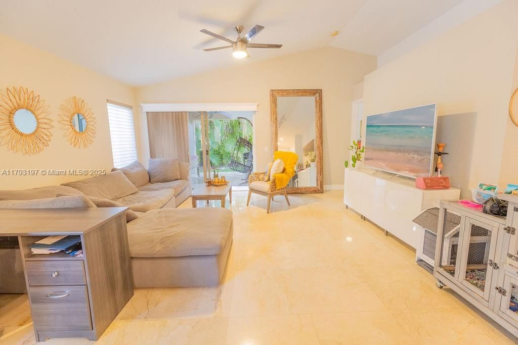 Real estate property located at 1558 Sunset Way, Broward, Sector 2- Parcels 21b 22, Weston, FL
