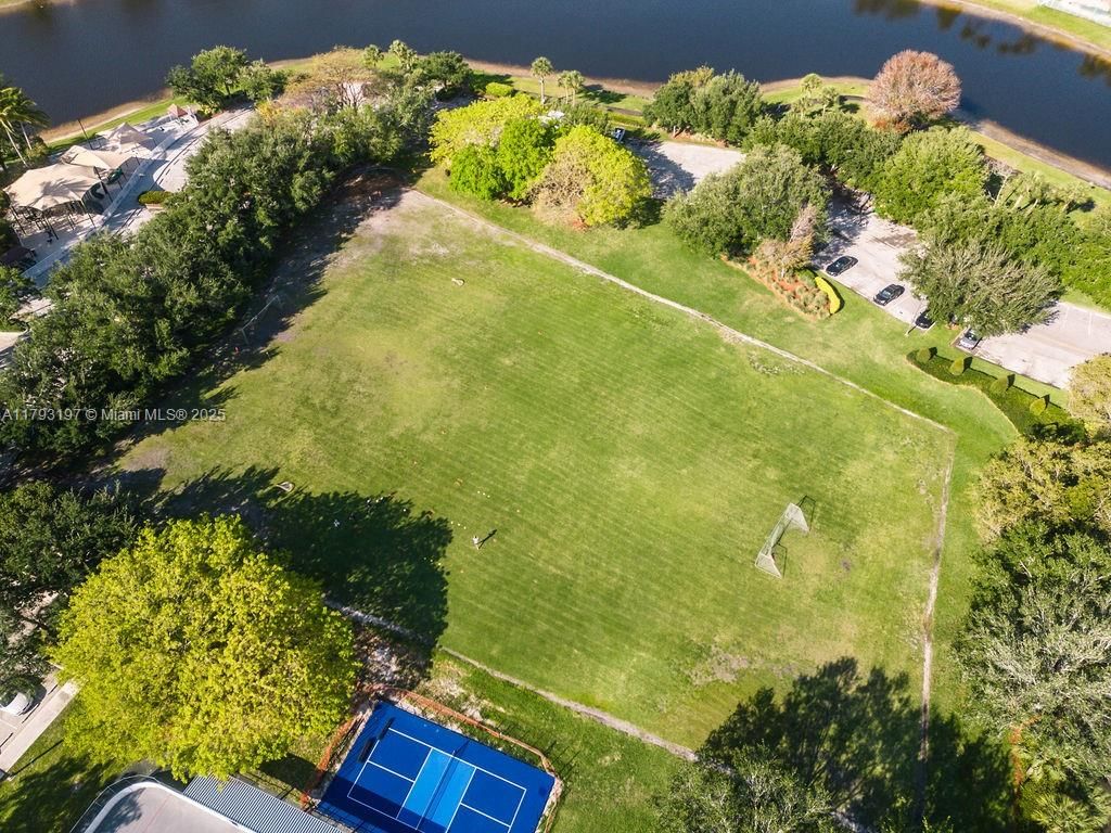 Real estate property located at 1558 Sunset Way, Broward, Sector 2- Parcels 21b 22, Weston, FL