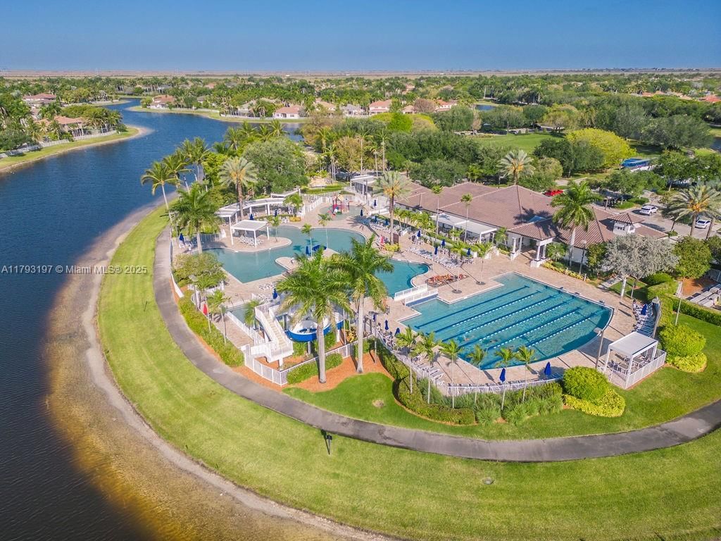 Real estate property located at 1558 Sunset Way, Broward, Sector 2- Parcels 21b 22, Weston, FL