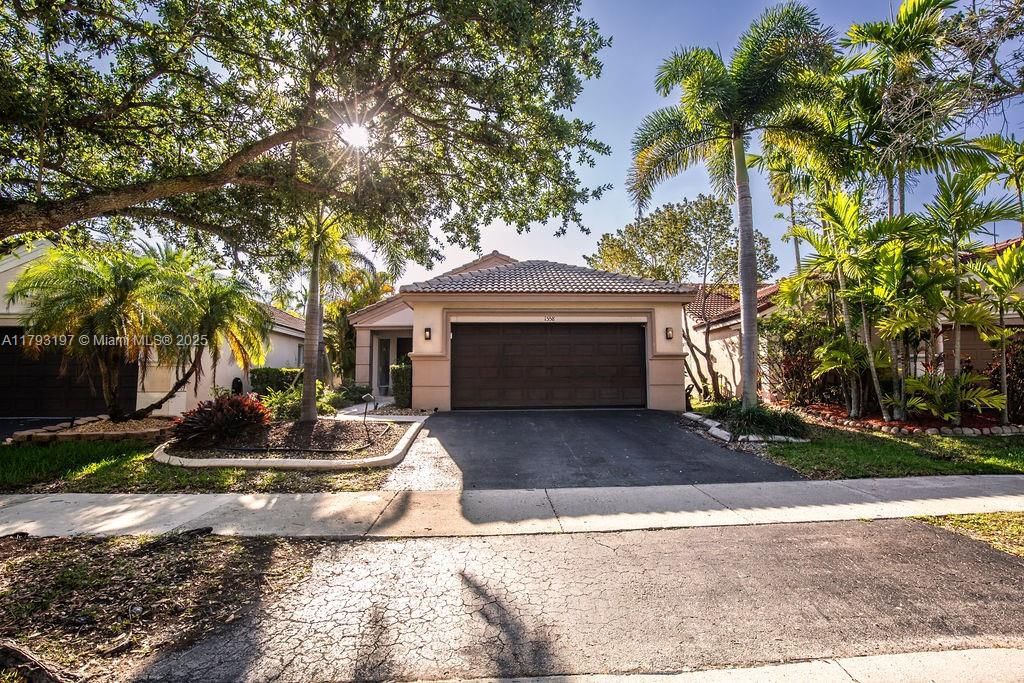 Real estate property located at 1558 Sunset Way, Broward, Sector 2- Parcels 21b 22, Weston, FL
