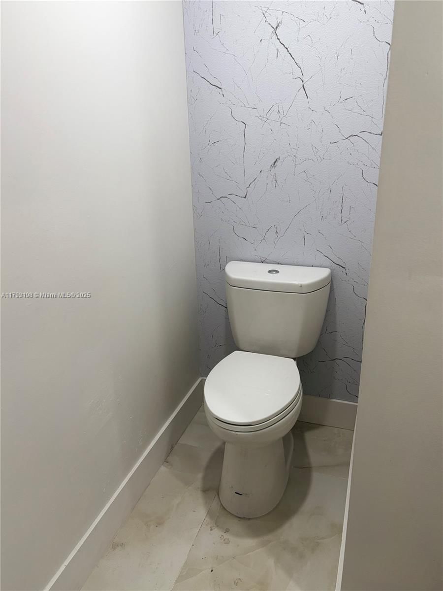 Real estate property located at 15345 119th Ln, Miami-dade, Century Garndens At Tamia, Miami, FL