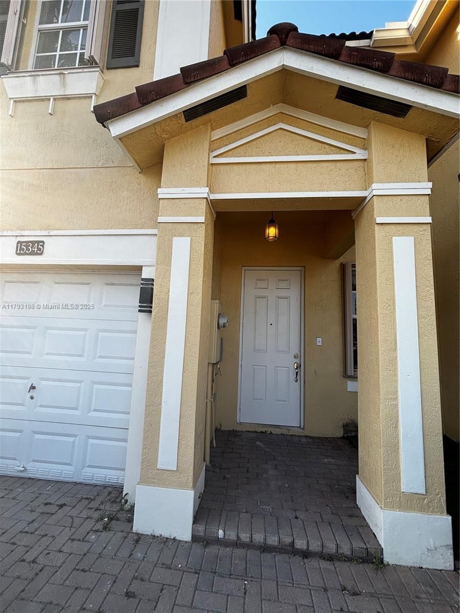 Real estate property located at 15345 119th Ln, Miami-dade, Century Garndens At Tamia, Miami, FL