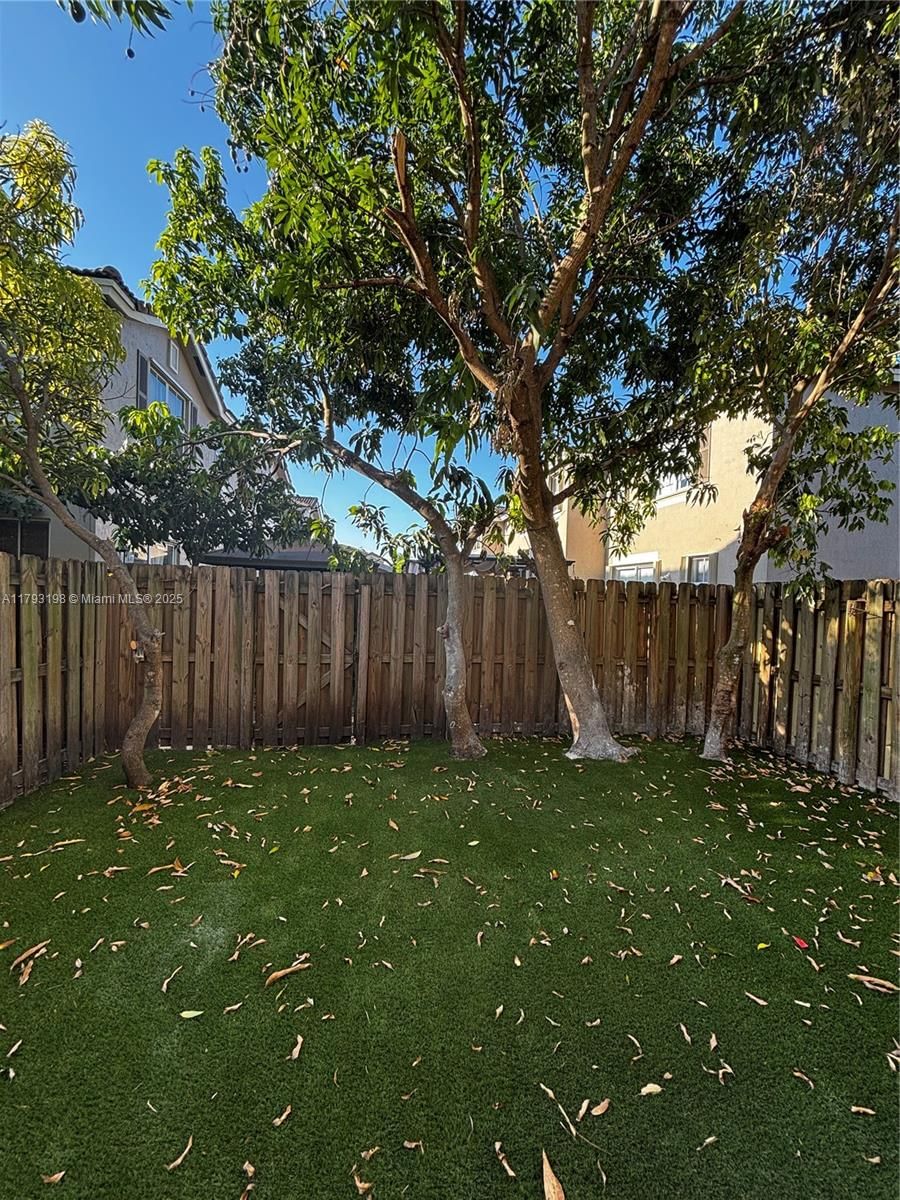 Real estate property located at 15345 119th Ln, Miami-dade, Century Garndens At Tamia, Miami, FL