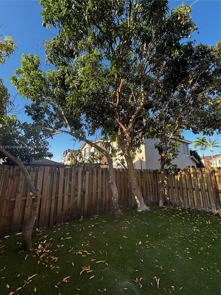 Real estate property located at 15345 119th Ln, Miami-dade, Century Garndens At Tamia, Miami, FL