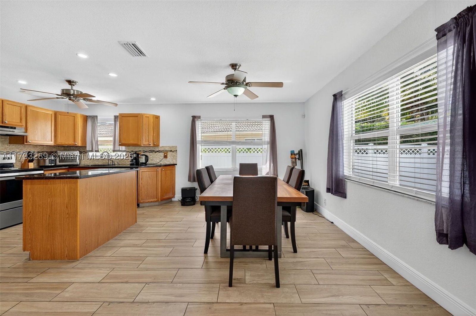 Real estate property located at 8588 27th Dr, Broward, Forest Hills, Coral Springs, FL