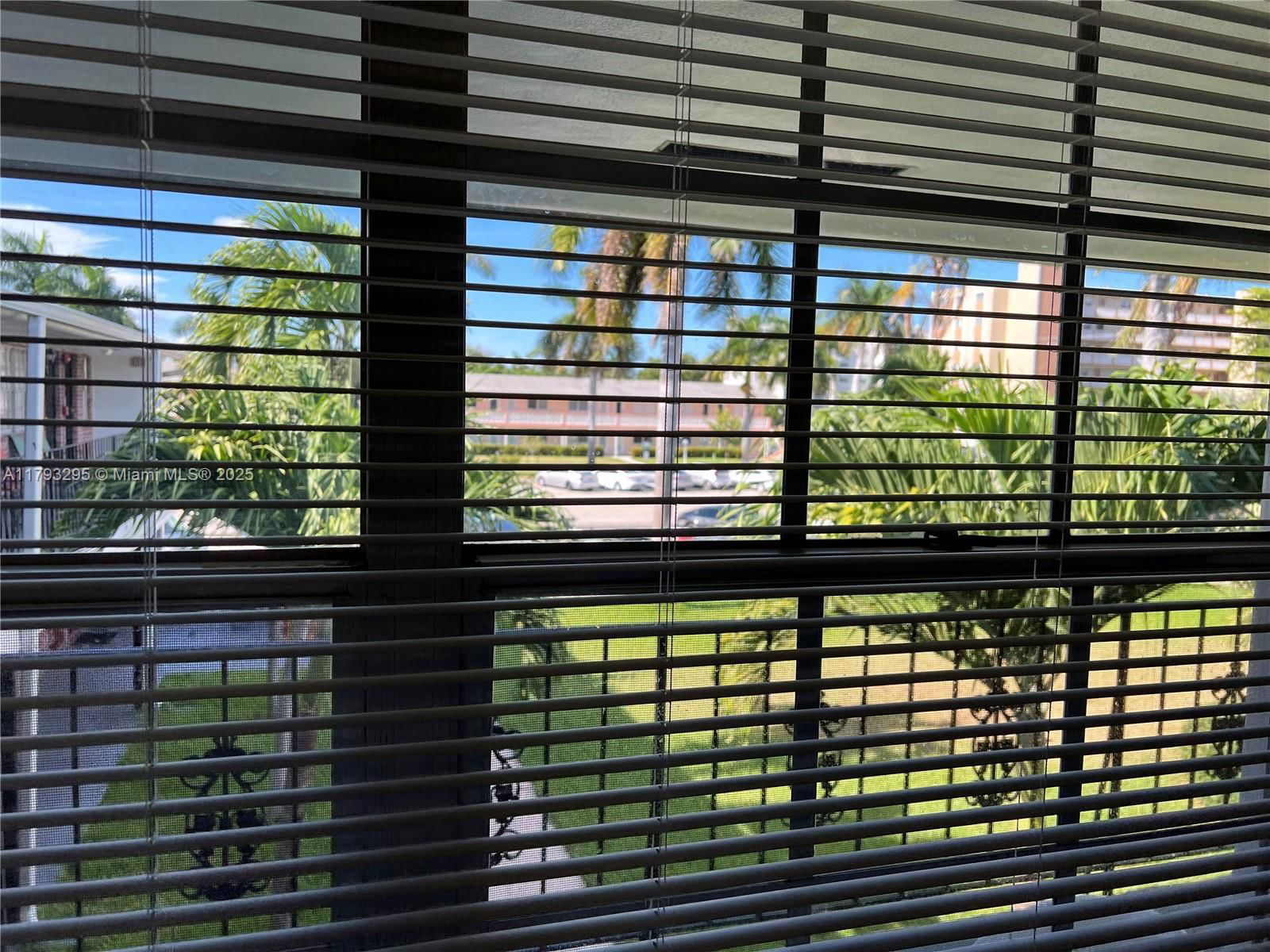 Real estate property located at 1150 Atlantic Shores Blvd #606, Broward, Colonial House, Hallandale Beach, FL