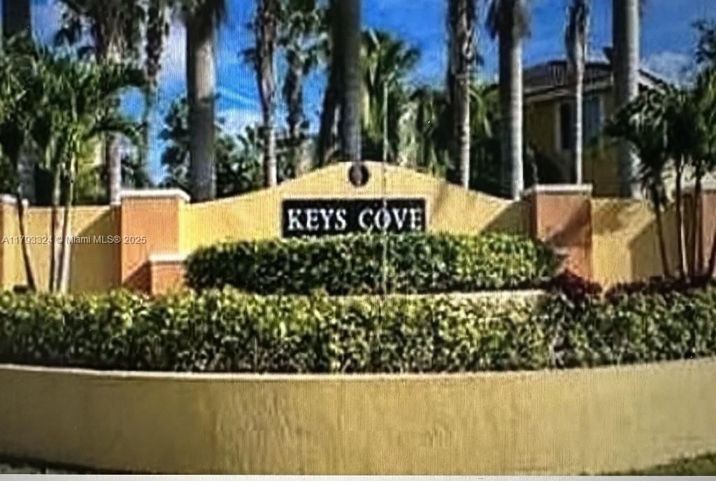 Real estate property located at 1666 27th Ct #200, Miami-dade, Shoma Condo At Keys Cove, Homestead, FL