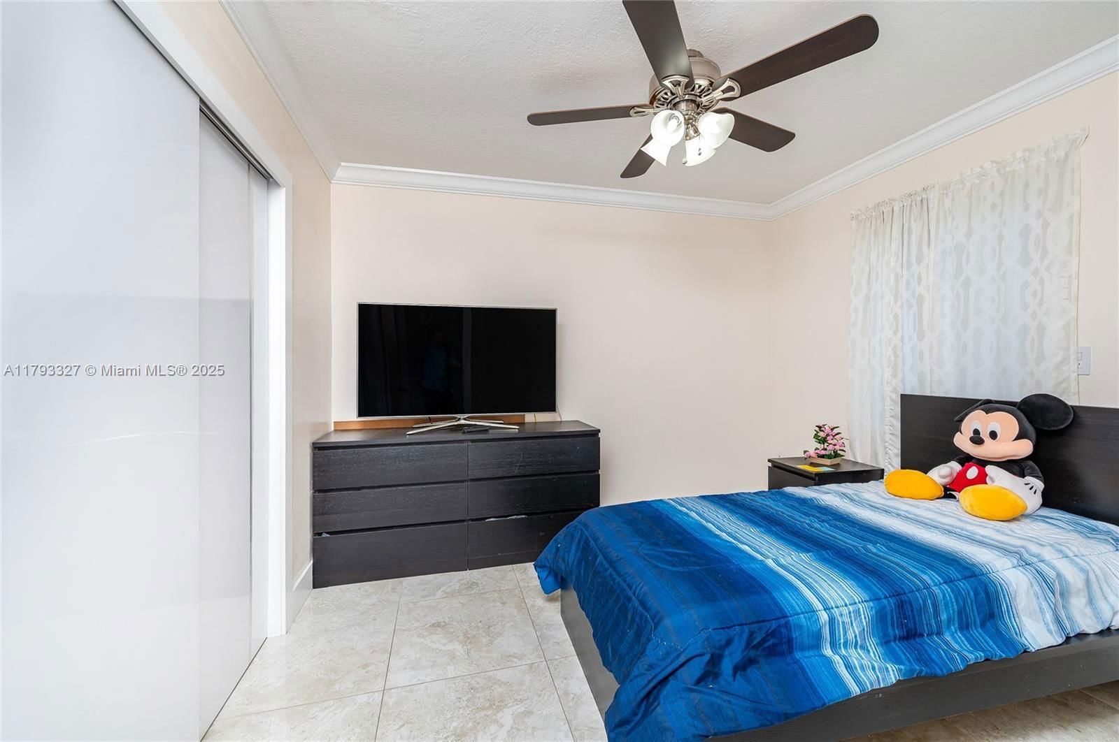 Real estate property located at 6829 26th Ave, Miami-dade, West Palm Gardens 1st Add, Hialeah, FL